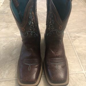 Fat baby western boots